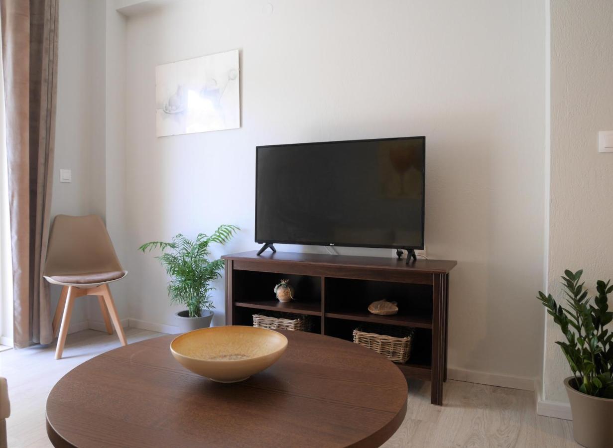 Porto Plaza City Center Apartment Ac/Wifi Iraklio Exterior foto