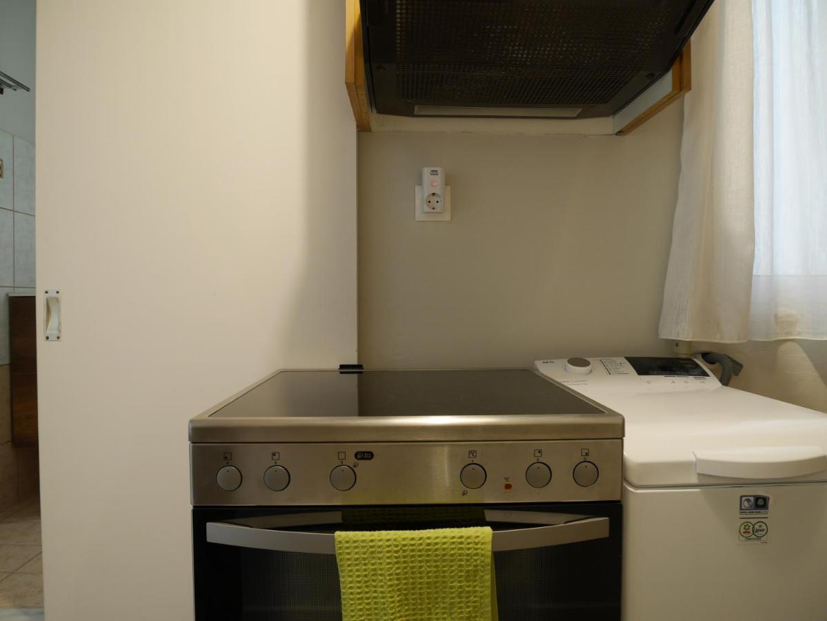 Porto Plaza City Center Apartment Ac/Wifi Iraklio Exterior foto