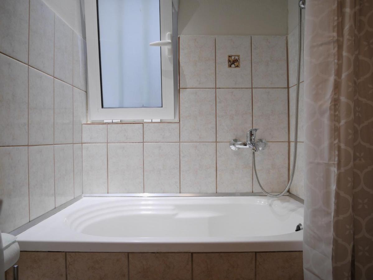 Porto Plaza City Center Apartment Ac/Wifi Iraklio Exterior foto
